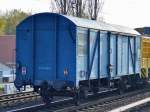 Interessanter DB Bahndienstwagen noch in der alten blauen Farbe damaliger Bahndienstfahrzeuge, ein Gerätewagen 633 mit der Nr.