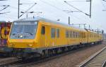 Die ganze Woche schon bei uns im Nordosten im Einsatz, der Schienenprüfzug 1 angeschoben von 218 392-9 der DB Netz Instandhaltung am 18.02.16 Durchfahrt Bhf.