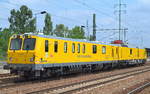 DB Netz Instandhaltung mit dem Fahrwegmesszug 720 301 (D-DB 99 80 9360 006-7) am 14.06.16 beim Kurzhalt im Bf.