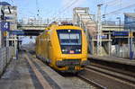 DB Netz mit dem HIOB 711 122-2 am 26.01.17 Durchfahrt Bf.