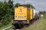 DB Netz 203 302-5 mit Bayer Unkrautspritzzug auf dem R�ckweg auf den Berliner S-Bahngleisen bei der Durchfahrt S-Bhf.