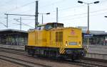 DB Netz Instandhaltung 203 314-0 bei der Durchfahrt Bhf.
