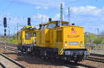 DB Netz mit 203 306-6 und einem Instandhaltungsfahrzeug für Oberleitungsanlagen BR 703.1 (703 101-6, Bauhahr 2000, Hersteller Gleisbaumechanik Brandenburg)am Haken am 20.04.17 BF. Flughafen Berlin-Schönefeld.