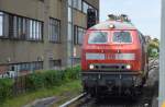Aufgrund eines Weichenstellproblems fuhr heute Vormittag die 218 831-6 direkt durch den S-Bhf.