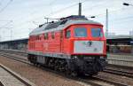 232 904-3 bei der Durchfahrt Bhf.