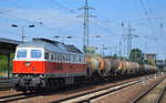 232 658-5 mit einem Ganzzug Knickkesselwagen am 13.07.16 Bf.