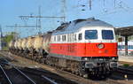 232 294-9 mit einem Knickkesselwagenzug am 24.04.17 Durchfahrt Bf.Berlin-Lichtenberg. 