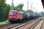 233 698-0 mit Leerzug Kesselwagen Richtung Bernau, 16.06.11 Berlin-Karow.