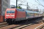 EC 178 mit 101 056-0 am 18.06.12 nach Beendigung der Tour aus Richtung Berlin Hbf (tief) kommend, Berlin-Wedding.