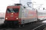 101 080-0 mit dem IC 146 nach Amsterdam CS bei der Einfahrt im Bhf.