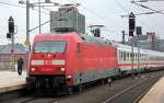 IC 144 nach Amsterdam mit 101 010-7 bei der Einfahrt Bhf.