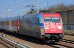 EC 379 mit 101 118-8 am 24.04.13 Berlin-Blankenburg.