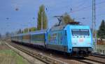 Die relativ neue (seit 22.02.14) Werbe 101ér 101 102-2 (Vedes-Werbug) passend farblich zu tschechischen Personenwagen bei Sonnenschein mit dem EC 379 am 07.04.14 Berlin-Karow.