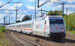 101 050-3 mit IC-Wagengarnitur (leer) Durchfahrt Bhf.