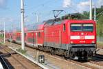 112 122 mit dem RE5 Richtung Lutherstadt, 03.08.11 Berlin-Blankenburg.