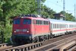 IC 145 (Szczecin Glowny) mit 115 448-3 Richtung Bernau, 07.07.10 Berlin-Karow.
