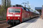 120 146-6 mit CNL?/DB Nachtzugwagen mit Fahrg�sten Richtung Berlin Hbf.