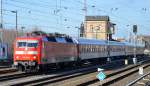 120 146-6 mit einigen DB Nacht- und IC Fernverkehwagen Richtung Berlin Lichtenberg am 29.01.15 Berlin Greifswalder Str.