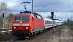 IC nach Hamburg in Tandemverfahren vorne 120 135-9 hinten dran 120 125-0 bei der Durchfahrt Bhf.