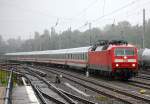 120 152-4 f�hrt mit einem IC-Zug zur Bereitstellung Richtung Berlin-Gesundbrunnen, 26.09.10 ca.