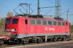 140 018-3 stand mit einem Ganzzug �sterreichischen Drehgestellflachwagen beladen mit Langschienen heute l�ngere Zeit pausierend im Bhf.