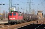 140 495-3 mit Kurzzug Heizoelkesselwagen, 06.03.12 Bhf.