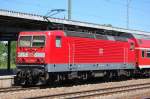 RB14 nach Nauen steht mit 143 576-7 abfahrbereit im Bhf.