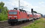 RB10 nach Nauen mit 143 812-6 bei der Einfahrt Bhf.