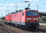 Doppeltraktion 143 926-4 + 143 840-7 Durchfahrt Bf.