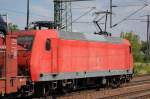 145 047-7 beim Kurzhalt im Bhf.