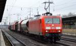 145 055-0 mit kurzem gemischten Güterzug am 20.02.16 Bhf.