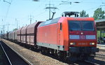 145 030-3 mit gemischtem Güterzug am 23.06.16 Bf.