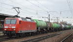 145 059-2 mit Kesselwagenzug (leer) Richtung Stendell am 07.03.17 Bf.