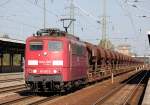 151 086-6 mit einem Ganzzug Sch�ttgutwagen vom Typ Facs der DB, 13.10.10 Bhf.