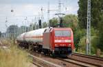152 009-7 mit Ganzzug Gasdruckkesselwagen am 08.08.12 Berlin-Karow.