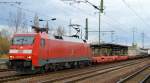 152 108-7 mit einem schwach ausgelastetem KLV-Zug am 09.11.15 Bhf.