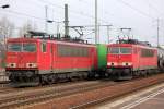 155 032-6 steht abfahrbereit im Bhf.
