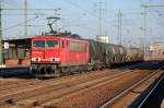 155 264-5 mit Kesselwagenzug, 26.01.12 Bhf.