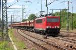 155 056-5 mit Ganzzug Sch�ttgutkippwagen am 14.05.12 Bhf.