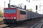 155 110-0 mit Containerzug am 17.10.12 Bhf.