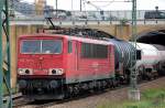 155 141-5 mit gemischtem Kesselwagenzug Richtung Berlin-Westhafen, 27.05.13 Durchfahrt Bhf.