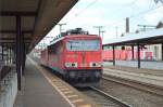 155 085-4 am Haken von 185 001-5 Durchfahrt im Bhf.