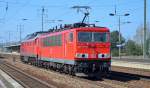 155 243-9 mit 233 478-7 am Haken am 15.04.15 Bhf.
