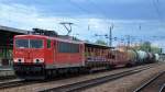 155 084-7 mit gemischtem Güterzug Durchfahrt Bhf.