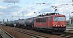 155 232-2 mit Kesselwagenzug (Benzin) am 11.04.17 Bf.