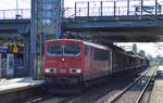 155 087-0 mit kurzem gemischten Güterzug am 04.09.17 Bf.
