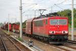 155 158-9 mit einem gemischten G�terzug Richtung Berliner Innenstadt, 15.07.10 Berlin-Blankenburg.