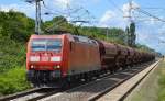185 046-0 mit Ganzzug Schüttgutwagen Richtung Süden am 01.07.14 Durchfahrt Bhf.