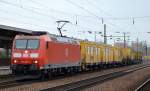 185 060-1 mit einem SPENO Schienenschleifzug am 13.11.15 bei der Durchfahrt Bhf.