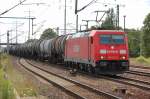 185 237-5 mit Kesselwagenzug, 26.07.11 Bhf.